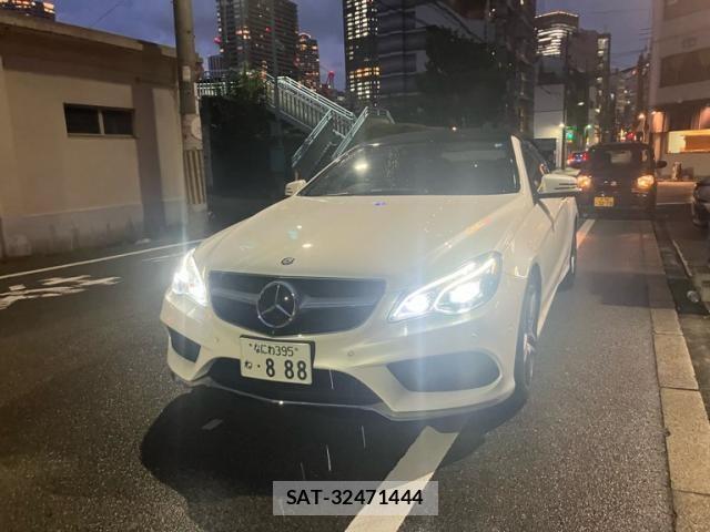 Mercedes Benz E-CLASS 2015-09 8880718-1