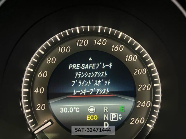 Mercedes Benz E-CLASS 2015-09 8880718-19