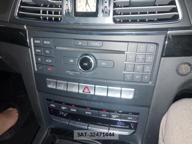 Mercedes Benz E-CLASS 2015-09 8880718-21