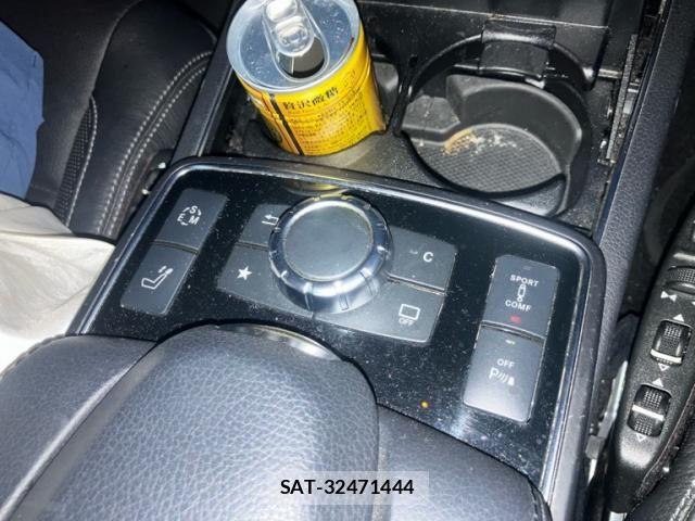 Mercedes Benz E-CLASS 2015-09 8880718-23