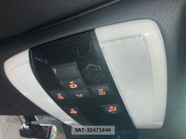 Mercedes Benz E-CLASS 2015-09 8880718-27