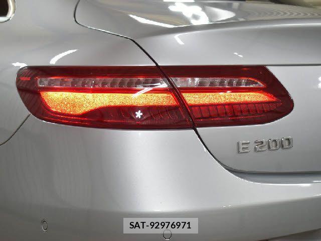 Mercedes Benz E-CLASS 2017-06 3379073-27