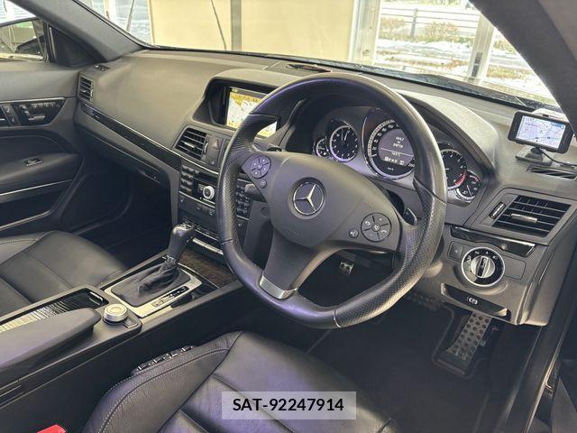 Mercedes Benz E-CLASS 2010-11 4393330-9