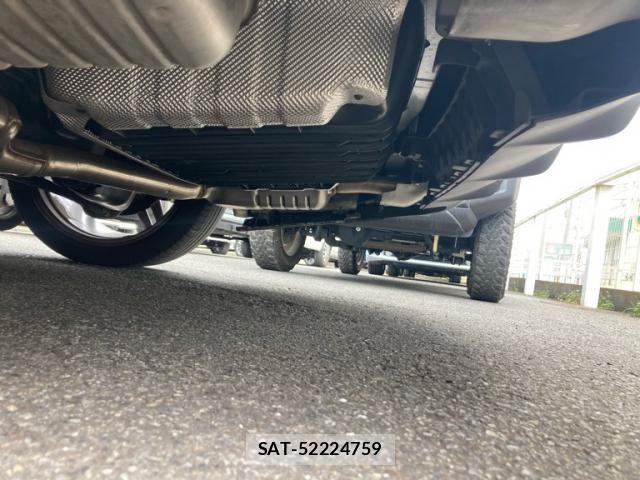 Mercedes Benz E-CLASS 2017-08 6012762-6
