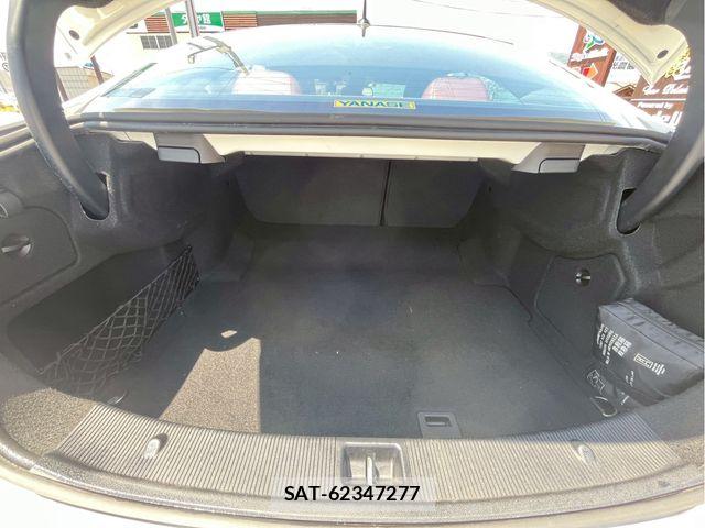 Mercedes Benz E-CLASS 2013-01 6908281-16