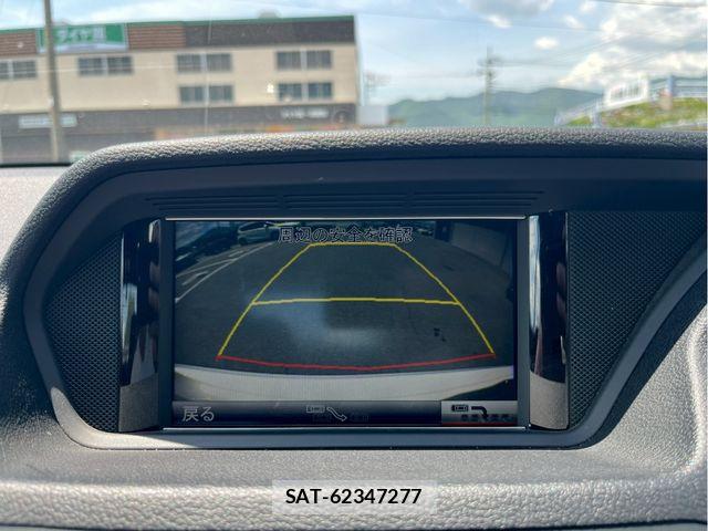 Mercedes Benz E-CLASS 2013-01 6908281-20