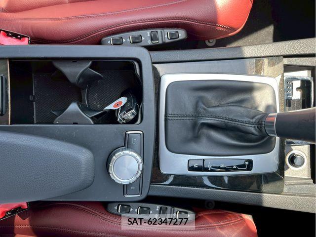 Mercedes Benz E-CLASS 2013-01 6908281-26