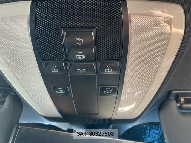 Mercedes Benz E-CLASS 2009-09 7272299-24