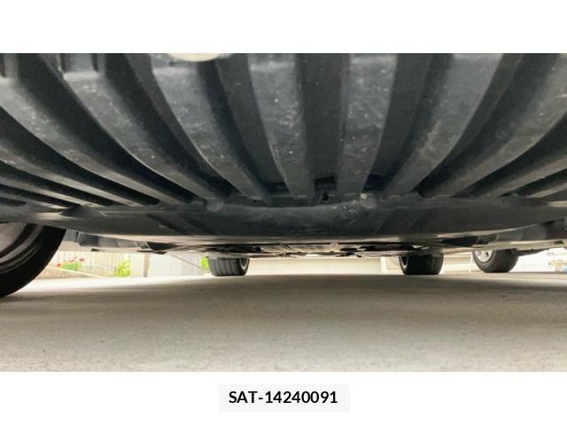 Mercedes Benz E-CLASS 2017-06 7328291-25
