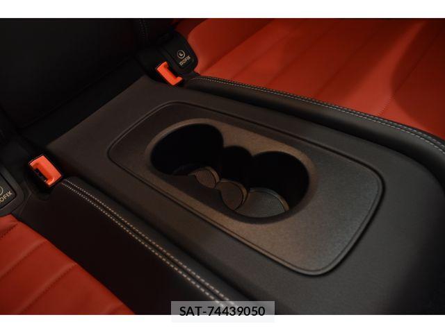 Mercedes Benz E-CLASS 2021-08 7455701-16