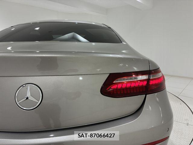 Mercedes Benz E-CLASS 2021-01 7617986-17