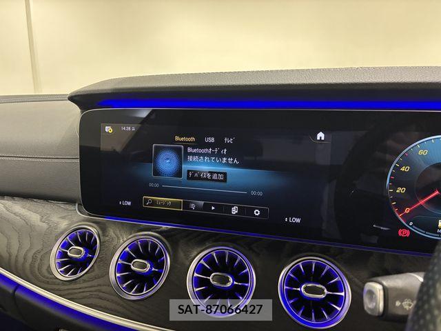 Mercedes Benz E-CLASS 2021-01 7617986-8