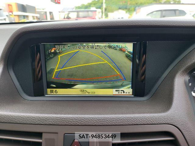 Mercedes Benz E-CLASS 2012-05 7617984-19