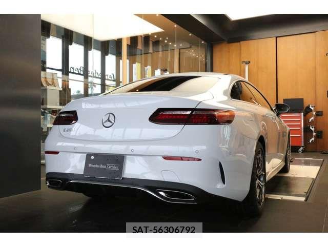 Mercedes Benz E-CLASS 2024-06 7617982-6