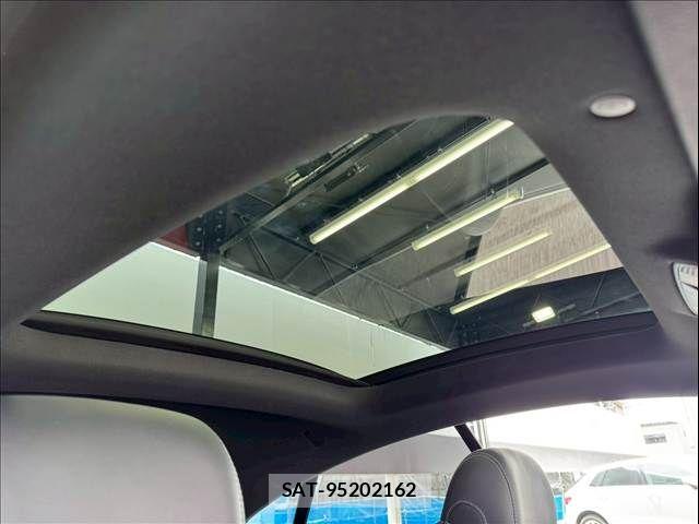Mercedes Benz E-CLASS 2018-11 7725523-2