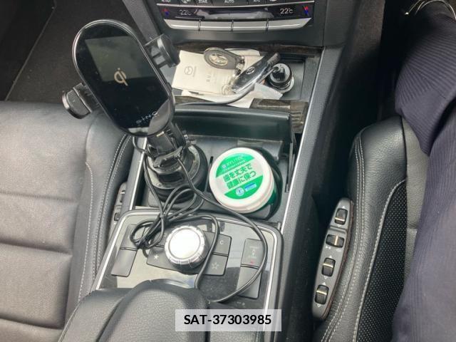 Mercedes Benz E-CLASS 2013-10 7786929-18