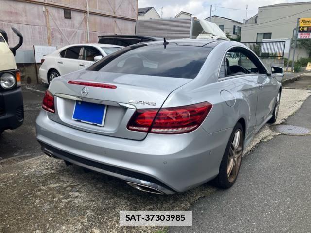 Mercedes Benz E-CLASS 2013-10 7786929-3