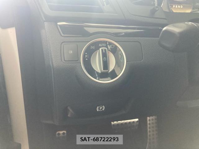 Mercedes Benz E-CLASS 2012-11 7877684-12