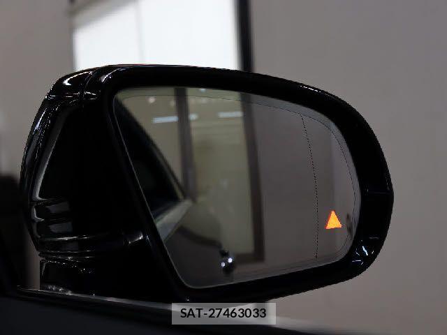Mercedes Benz E-CLASS 2021-06 8208645-8