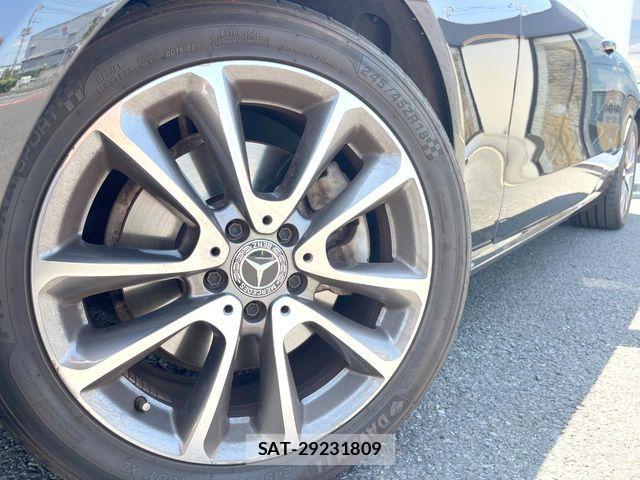 Mercedes Benz E-CLASS 2017-07 8230775-10