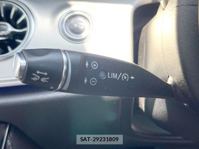 Mercedes Benz E-CLASS 2017-07 8230775-5