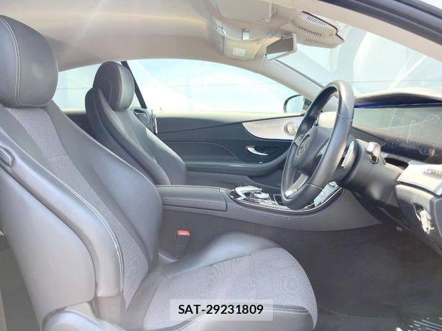 Mercedes Benz E-CLASS 2017-07 8230775-7