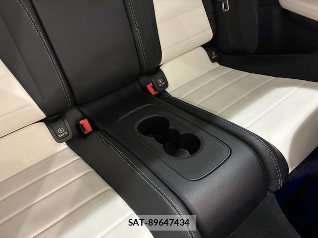 Mercedes Benz E-CLASS 2019-05 8354920-12