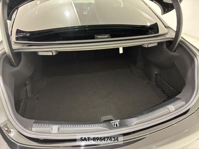 Mercedes Benz E-CLASS 2019-05 8354920-15
