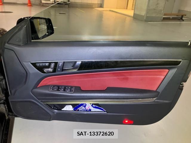 Mercedes Benz E-CLASS 2013-09 8666489-13