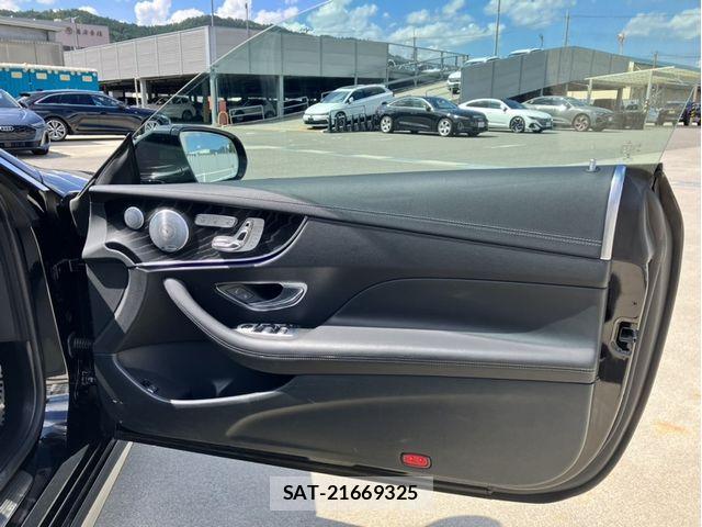 Mercedes Benz E-CLASS 2018-05 8685930-12