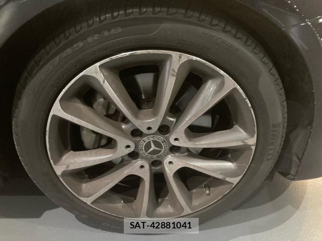 Mercedes Benz E-CLASS 2019-12 8743845-4