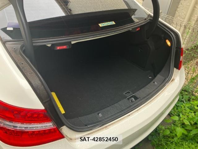 Mercedes Benz E-CLASS 2009-08 8780995-10