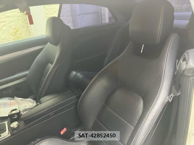 Mercedes Benz E-CLASS 2009-08 8780995-13