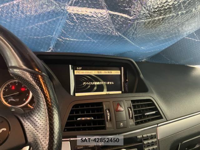 Mercedes Benz E-CLASS 2009-08 8780995-16
