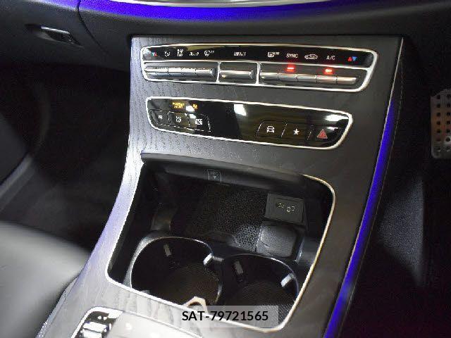 Mercedes Benz E-CLASS 2021-04 1190079-11