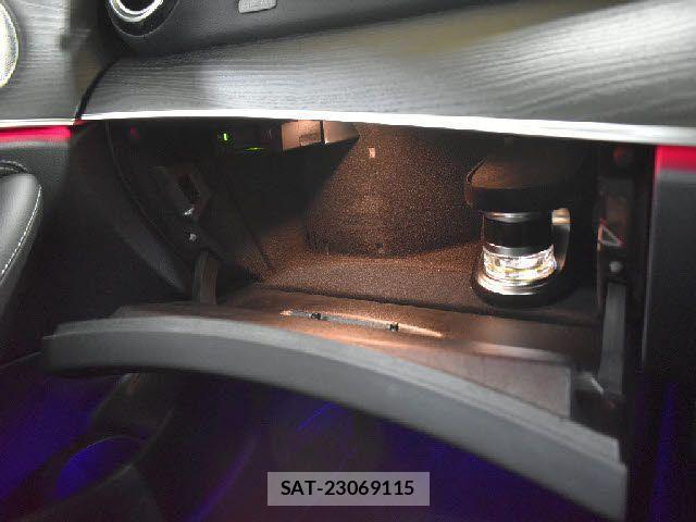 Mercedes Benz E-CLASS 2020-12 1207317-13