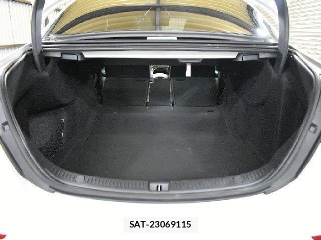 Mercedes Benz E-CLASS 2020-12 1207317-20