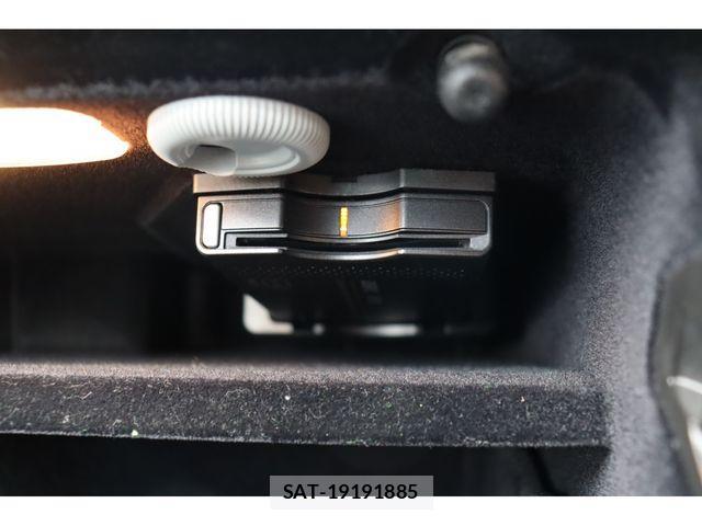 Mercedes Benz E-CLASS 2015-01 1207313-12