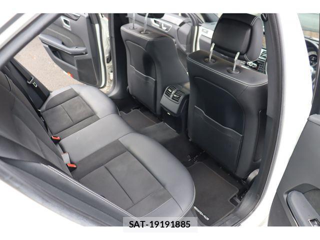 Mercedes Benz E-CLASS 2015-01 1207313-3