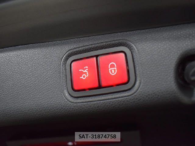 Mercedes Benz E-CLASS 2020-09 1292396-19