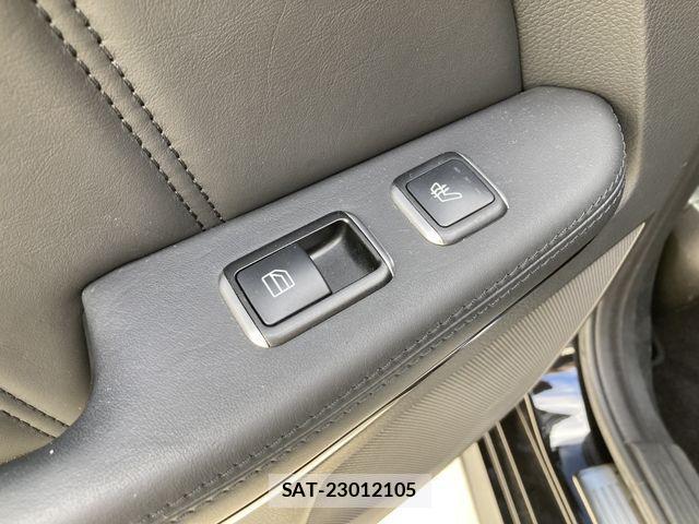 Mercedes Benz E-CLASS 2013-08 1292389-25