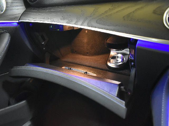 Mercedes Benz E-CLASS 2020-12 1546742-13