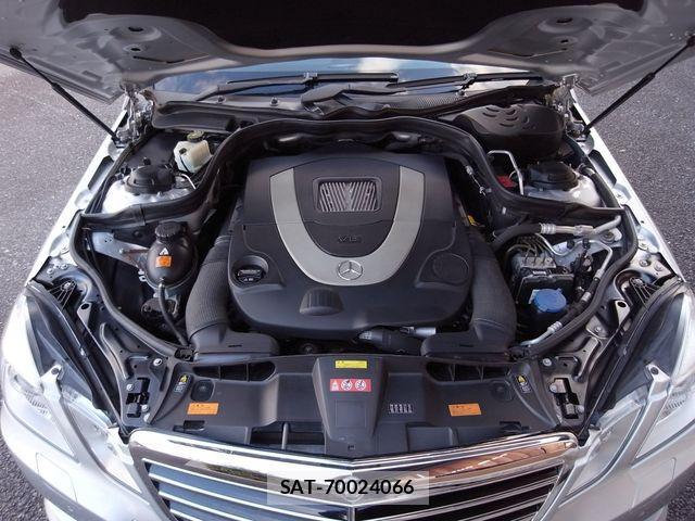 Mercedes Benz E-CLASS 2009-07 1871608-17
