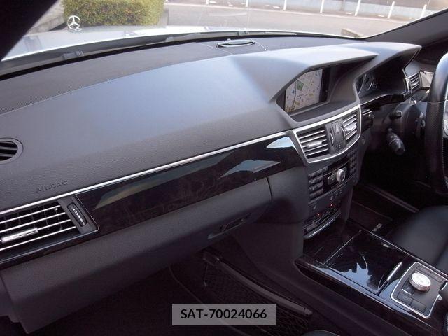 Mercedes Benz E-CLASS 2009-07 1871608-21