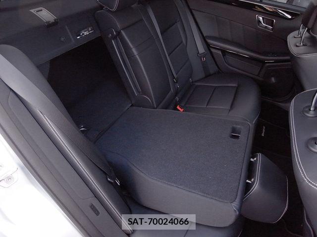 Mercedes Benz E-CLASS 2009-07 1871608-3