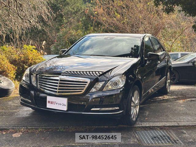 Mercedes Benz E-CLASS 2012-02 2002558-0