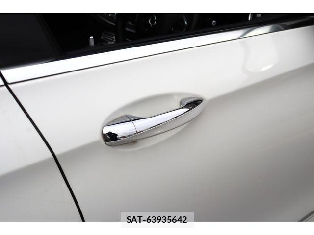 Mercedes Benz E-CLASS 2018-01 2100056-17