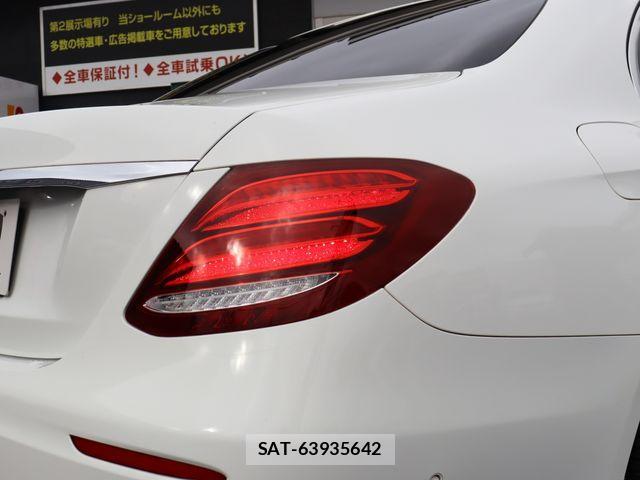 Mercedes Benz E-CLASS 2018-01 2100056-22