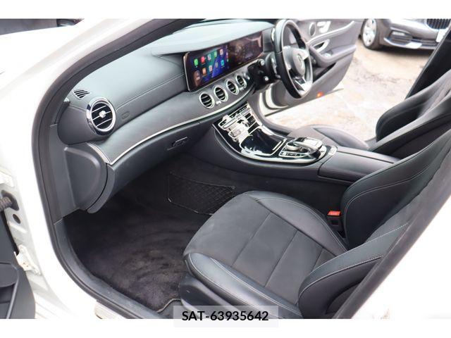 Mercedes Benz E-CLASS 2018-01 2100056-5