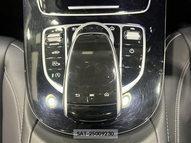 Mercedes Benz E-CLASS 2017-03 2318418-20
